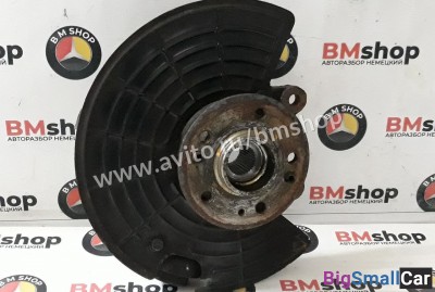 Кулак поворотный правый Mercedes ML w163