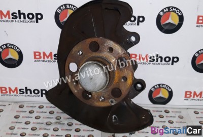 Поворотный кулак правый Mercedes W203