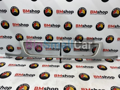 Крепление решетки радиатора Mercedes V280 2001 W638 104.900 A6388880040 - купить Белой Глине