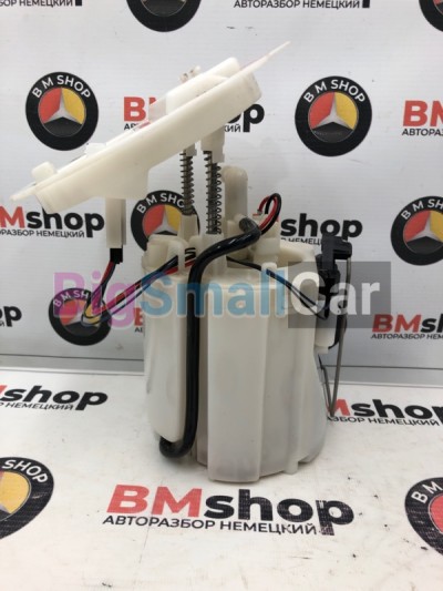 Насос топливный правый Mercedes C 180 CGI 2012 W204 271.820 A2044700294 - купить Белой Глине