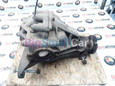 Редуктор заднего моста задний Mercedes ML270 W163 612.963 A1633300005