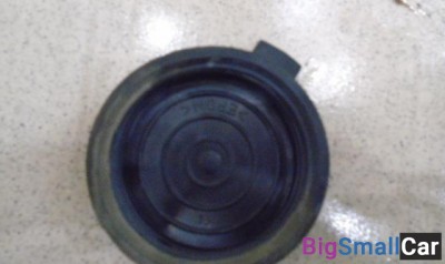 Крышка на фару левая от Volkswagen Touareg 2002-2010