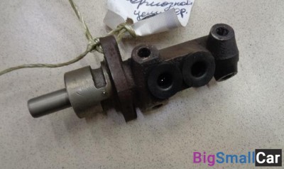 Цилиндр тормозной главный от Audi 80 B3 1986-1991