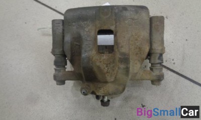 Суппорт передний правый от Suzuki Escudo 2005-2017