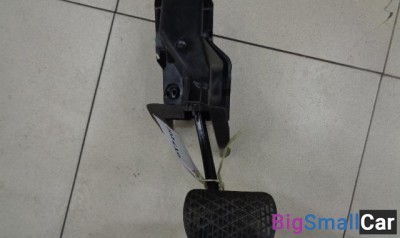 Педаль тормоза от Mercedes-Benz S-Class W220 1998-2005