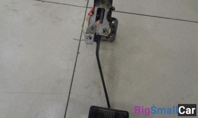 Педаль тормоза от Kia Sorento 2002-2009