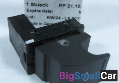 Клавиша открывания багажника Volkswagen Polo Jetta - купить Белой Глине