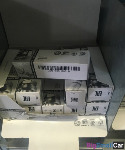 Свеча зажигания Polo, Jetta, Passat JZW905603D - купить Белой Глине