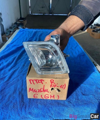 Фара противотуманная правая Mazda 6 (GH)