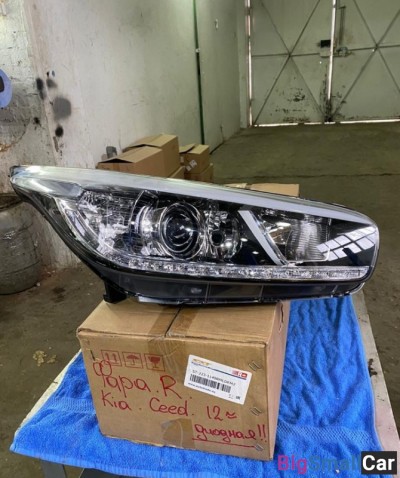 Фара правая KIA ceed