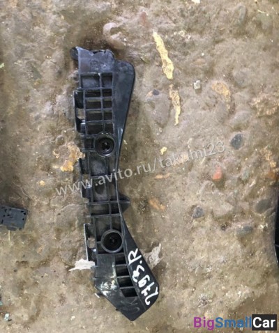 Крепление бампера правое Toyota Auris - купить Белой Глине