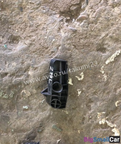 Крепление бампера Toyota Auris - купить Белой Глине