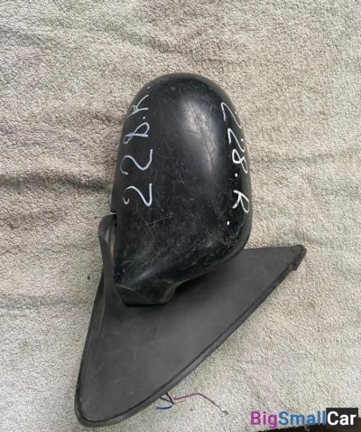 Зеркало правое Nissan Sunny 16 - купить Белой Глине