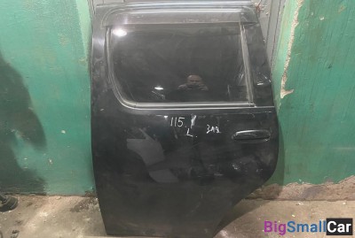 Дверь задняя левая Toyota Funcargo