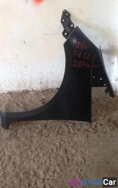 Крыло левое Honda Fit GE