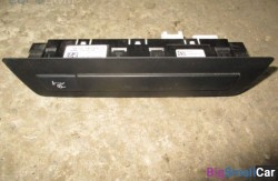 Блок управления в центральной консоли (61 Общее э/оборудование автомобиля) 61319220050 - купить Белой Глине