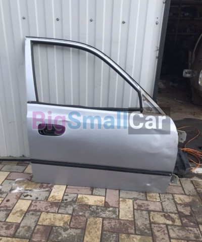 Передняя правая дверь Hyundai Accent Передняя правая дверь Hyundai Accent