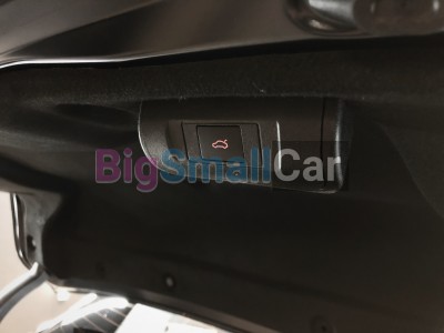 Автоматический доводчик багажника на Volkswagen Golf Plus